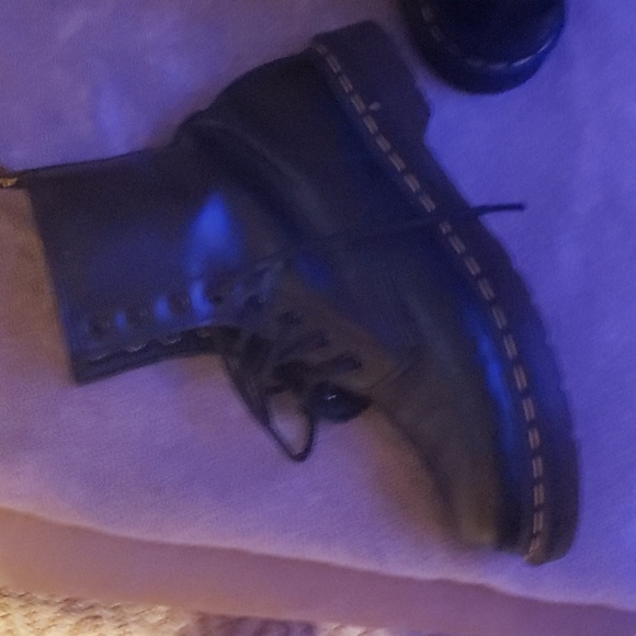 Doc Martens black boots - Picture 2 of 5